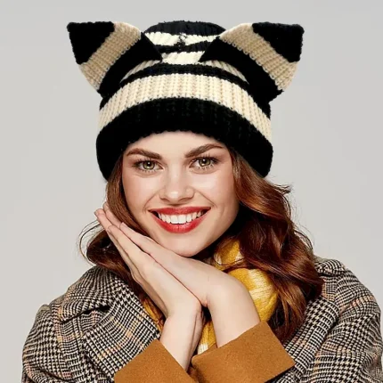 Wholesale Women Fashion Creativity Devil Ear Thickened Acrylic Knitted Hat