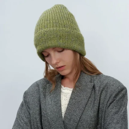 Wholesale Women Fashion Casual Multicolor Gradient Thickened Warm Knitted Wool Hat